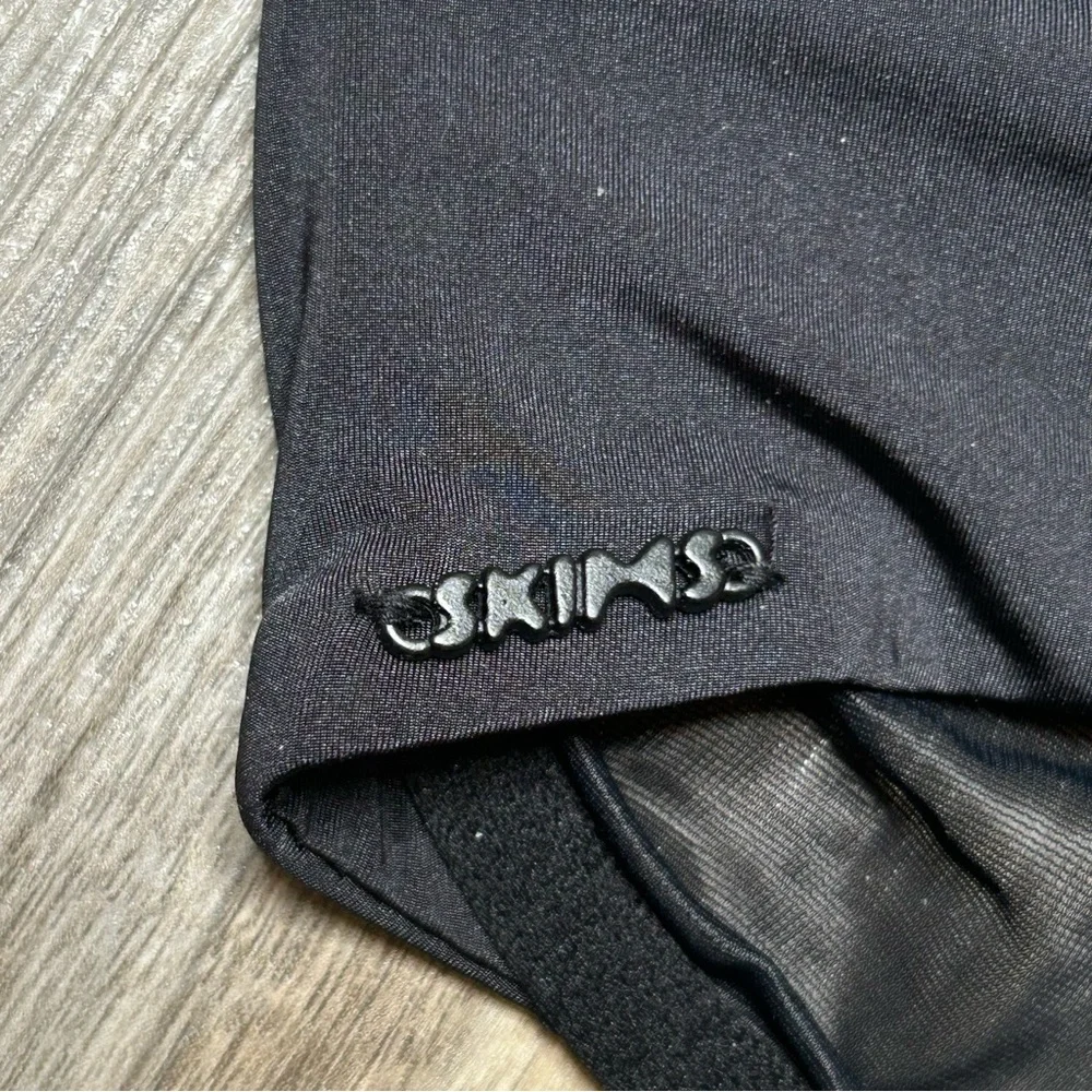 NWT SKIMS No Show Molded Unlined Balconette - Picture 2 of 11